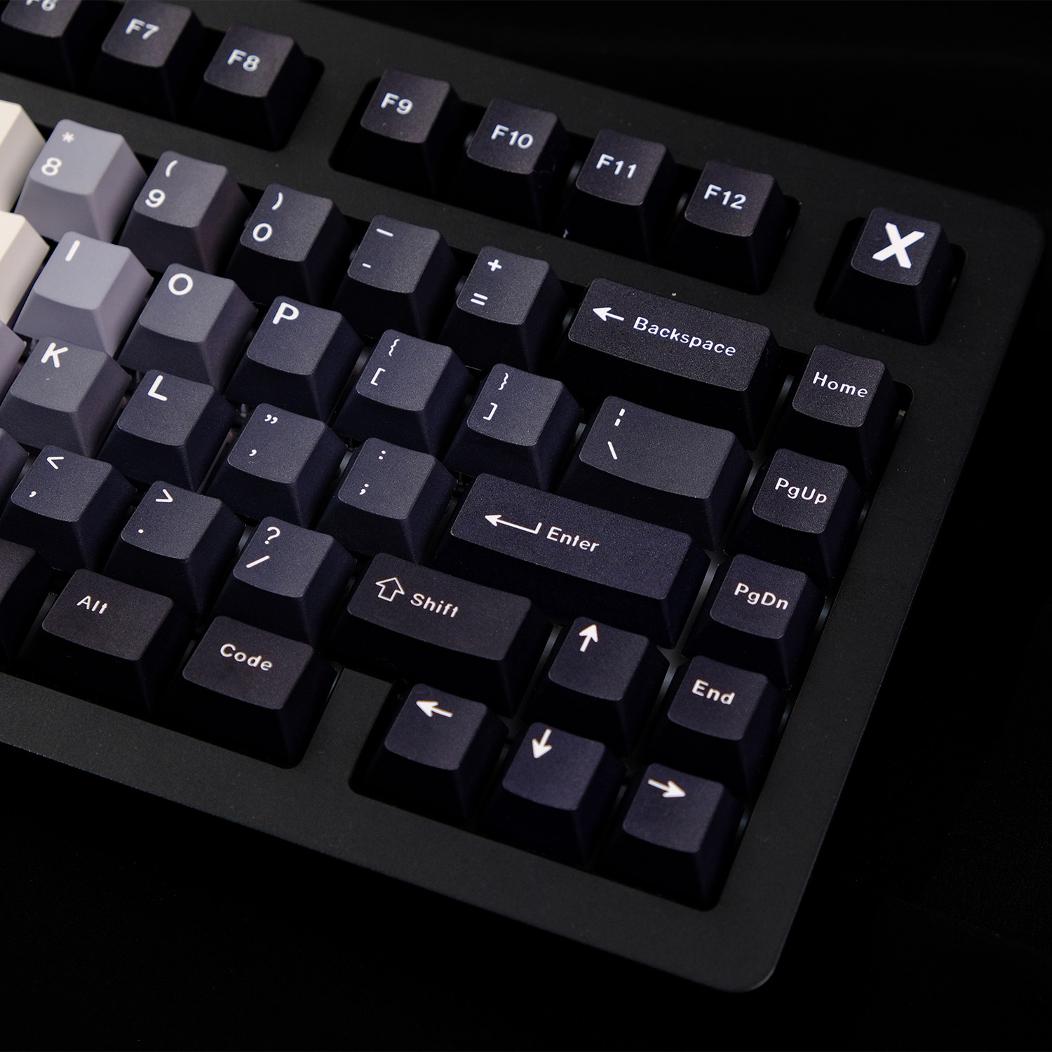 KYOMOT 128キー ブラックアンドホワイト ウォーズテ - Keyboard Gaming Black のレビューと価格