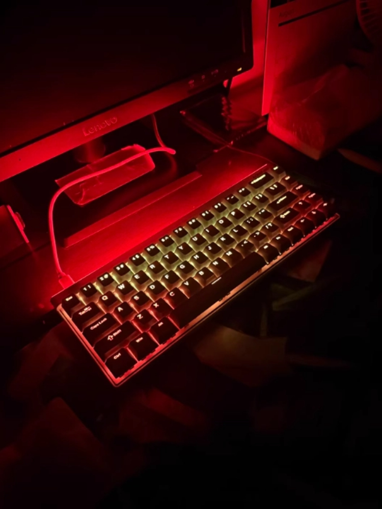 MCHOSE ACE 68 エアゲーミングキーボード 有線e - Gaming Keyboard Mechanical のレビューと価格